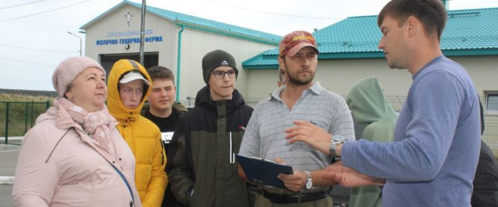 Совхоз Корсаковский посетители воспитанники кружка робототехники